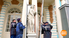 Зимняя «одежда» для статуй. Доброе утро. Фрагмент 