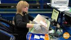 Товар из-за границы: а посылка не потеряется? Доброе утро. Фрагмент 