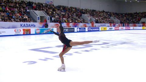 Дина Хуснутдинова выиграла третий этап Гран-при России по фигурному катанию