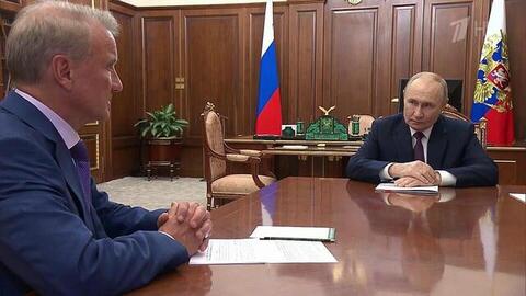 О развитии отечественных технологий в финансовом секторе Владимир Путин говорил с Германом Грефом