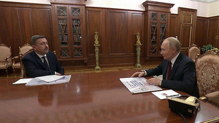 Владимир Путин провел встречу с председателем Федерации независимых профсоюзов России