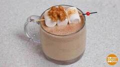 Готовим кофе с орехами и глазированным сырком. Доброе утро. Фрагмент 