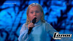 Мария Никулина. «Течет река Волга»