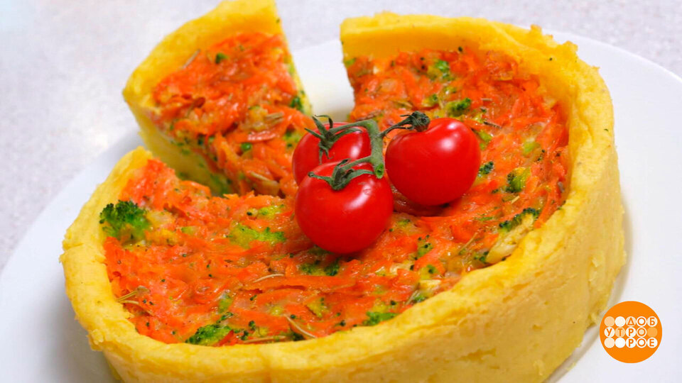 Готовим картофельную запеканку с овощами. Доброе утро. Фрагмент выпуска от 05.12.2025