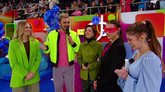 «Жизнь прекрасна, особенно в розовых очках». Трусова, Щербакова, Косторная после награждения. Т-Банк Кубок Первого канала по фигурному катанию 2025. Юниоры