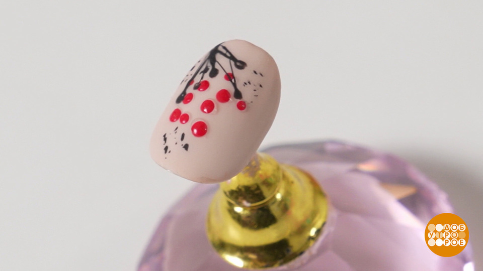 «Рябиновый» маникюр. Доброе утро. Фрагмент выпуска от 08.12.2025