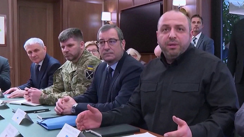 Дмитрий Песков сообщил, что Кремль будет изучать итоги работы США с Киевом