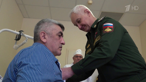 Глава Минобороны РФ Андрей Белоусов вручил «Золотую Звезду» оператору дрона Центра «Рубикон»