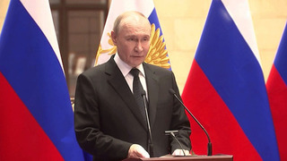 Владимир Путин наградил Героев России, участвовавших в освобождении Северска