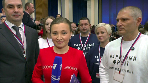 За две с лишним недели поступило два с половиной миллиона обращений от граждан