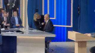 На Первом канале началась прямая трансляция «Итогов года с Владимиром Путиным»