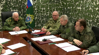 Председатель Следственного комитета Александр Бастрыкин провел оперативное совещание в Луганске