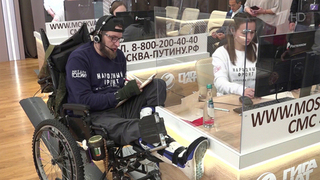 Президент пообщался с волонтерами Народного фронта, которые помогали с подготовкой программы «Итоги года»