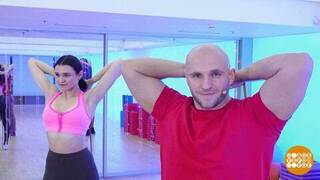 Фитнес-разминка: тянем резинку, укрепляем трицепсы! Доброе утро. Фрагмент 