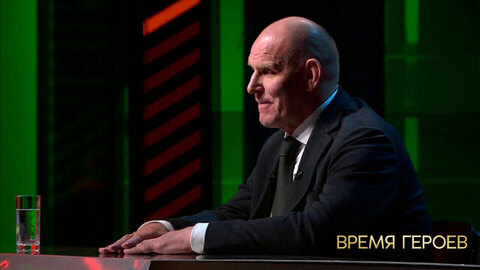 «Если бы соперник знал, насколько я в тот момент уязвим, все было бы иначе». Александр Карелин. Время героев. Фрагмент