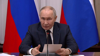 Путин поручил найти гибкое решение по поддержке многодетных семей при росте доходов