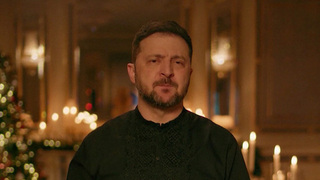 Зеленский поздравил украинцев с Рождеством, которое сам перенес на 25 декабря