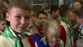 Сегодня на елку в Кремлевский дворец приехали дети участников СВО