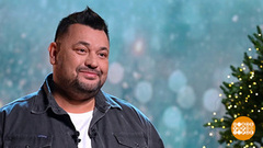 Сергей Жуков — о новогодних традициях, мечтах и чудесах. Фрагмент 