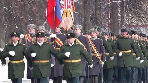 Нижегородскому высшему военно-инженерному училищу вручено Георгиевское знамя