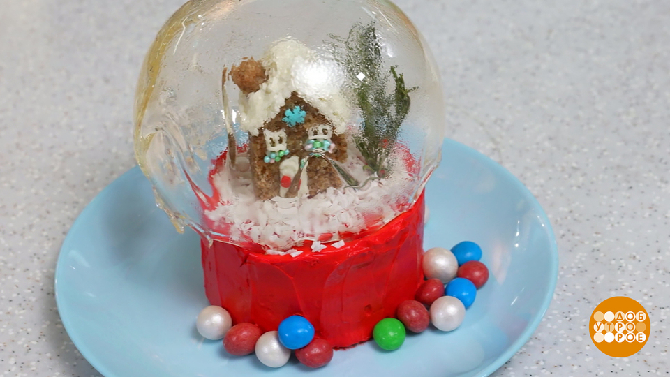 Новогодний торт с домиком. Доброе утро. Фрагмент выпуска от 30.12.2025 на Первом канале // 30 декабря 2025 Первый // смотреть Новогодний торт с домиком. Доброе утро. Фрагмент выпуска от 30.12.2025 online без регистрации