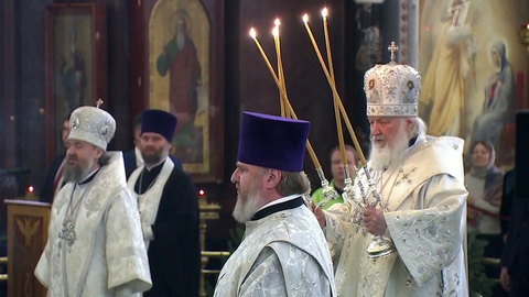 Главное Рождественское богослужение в Храме Христа Спасителя транслирует Первый канал