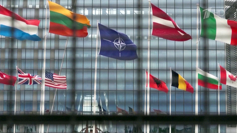 На встрече «коалиции желающих» европейцы заговорили о защите НАТО от США