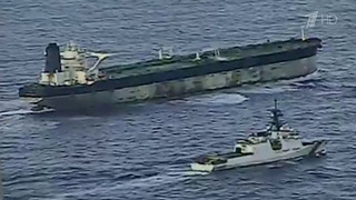 Россия требует от США обеспечить достойное обращение с россиянами на борту «Маринеры»