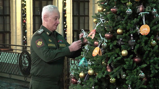 В рамках акции «Елка желаний» министр обороны Андрей Белоусов исполнил мечты детей
