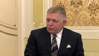 Роберт Фицо выступил за отставку главы Евродипломатии