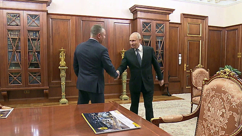 Владимир Путин принял в Кремле главу Ярославской области Михаила Евраева