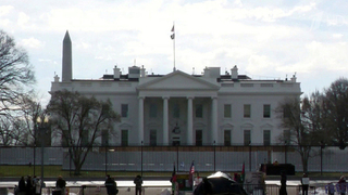 Дональд Трамп ввел пошлины в 25% для стран, которые сотрудничают с Ираном