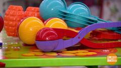 Снежки: лепи больше, кидай дальше! Доброе утро. Суббота. Фрагмент