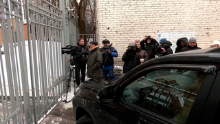 Появились кадры обстановки у дома Долиной в Хамовниках