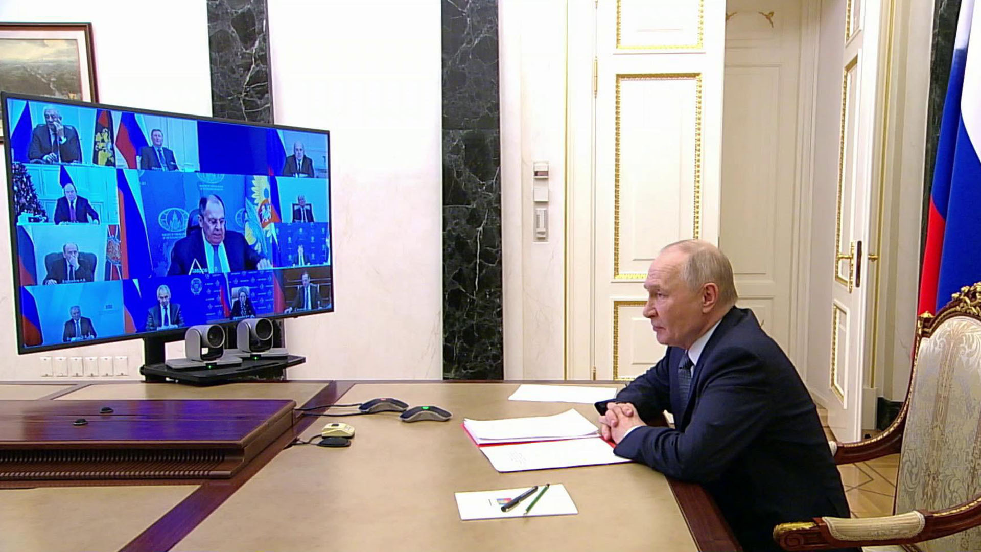 Кремль: Путин вечером может провести совещание с Совбезом России 21 января 2026, 13:08