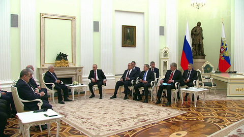 Владимир Путин и Махмуд Аббас обсудили в Кремле урегулирование ближневосточного конфликта