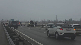 На Кубани на трассе М-4 «Дон» около 20 автомобилей попали в ДТП: кадры