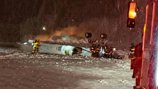 Частный самолет разбился при взлете во время снежной бури в США