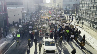 В Миннеаполисе на фоне массовых беспорядков произошел раскол среди силовиков