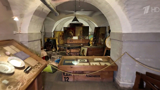 Во время блокады Ленинграда музейные сотрудники спасали бесценные коллекции в подвалах Исаакиевского собора