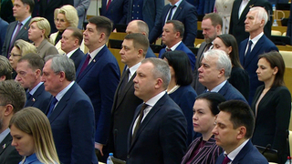 Депутаты Госдумы почтили минутой молчания память погибших в дни блокады