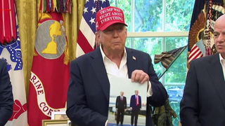 В Белом Доме появилась совместная фотография Владимира Путина и Дональда Трампа