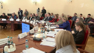 Развитие кино обсуждали министр культуры, депутаты и крупнейшие специалисты индустрии