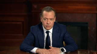 «Аннушка уже разлила масло»: Медведев описал будущее Зеленского цитатой из романа Булгакова