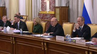 Михаил Мишустин продолжил серию встреч с представителями парламентских фракций