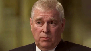 После публикаций материалов по делу Эпштейна бывший британский принц Эндрю съехал из Виндзорского замка