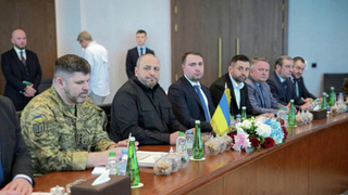 В Абу-Даби проходит второй день нового раунда переговоров по безопасности в формате Москва — Вашингтон — Киев