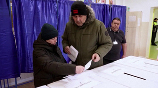 Еврокомиссия вмешивалась в выборы в шести европейских странах