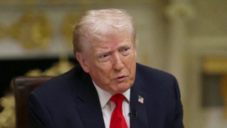 Дональд Трамп напомнил верховному лидеру Ирана Али Хаменеи о возможности силового сценария