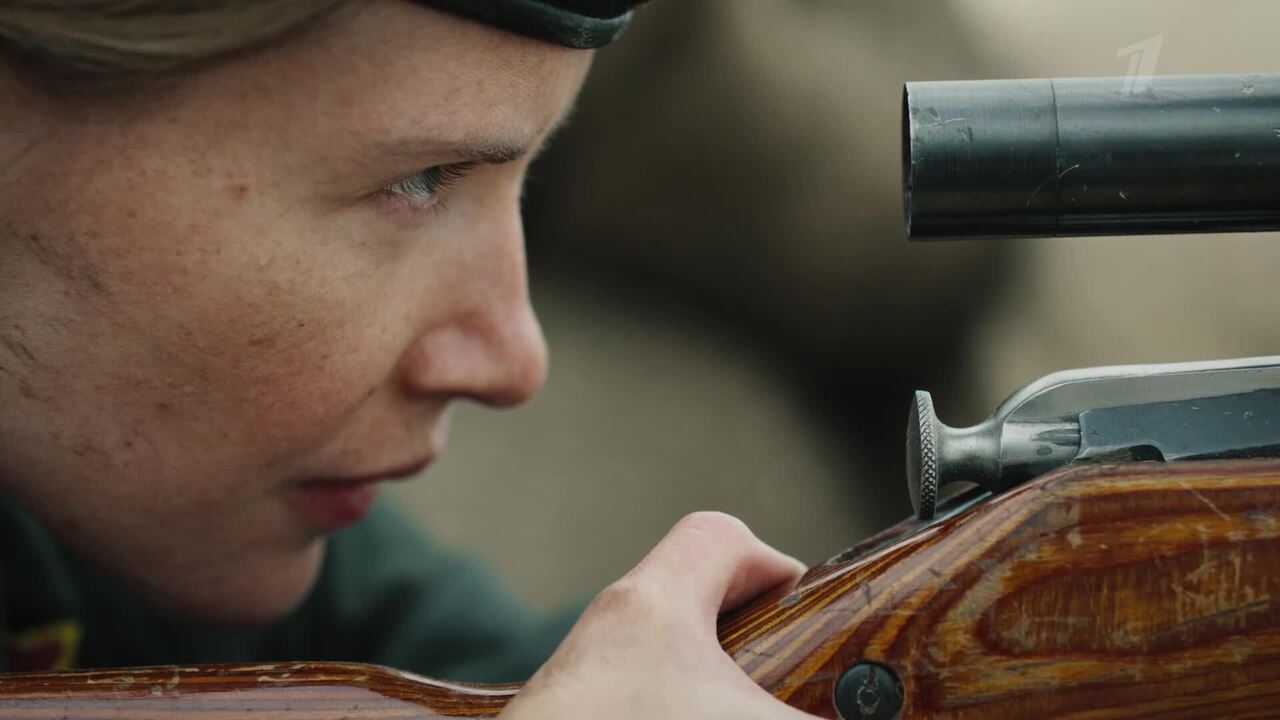 «Это я в вас стреляла». Берлинская жара. Анонс